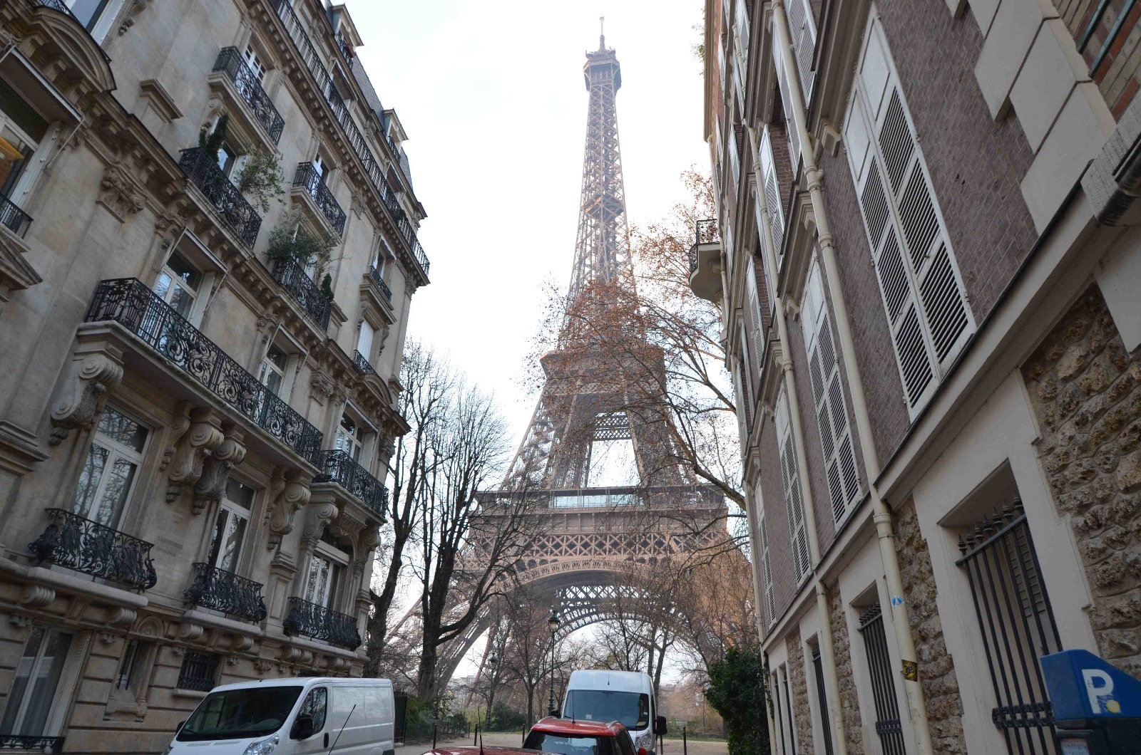 location TOUR EIFFEL Studio meublé Dernier étage 30m2